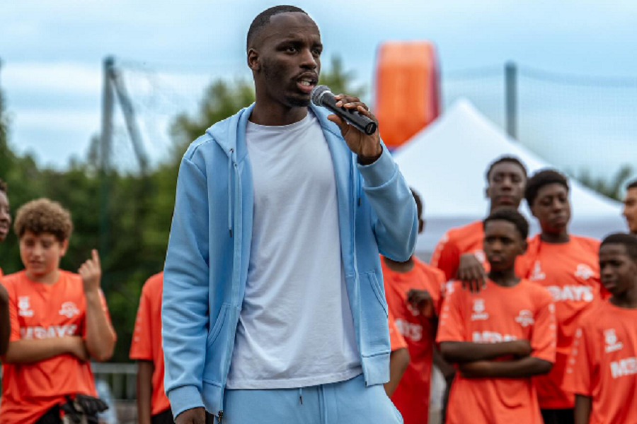 Moussa Diarra : salaire, fortune et vie privée, plongée dans le quotidien du défenseur malien